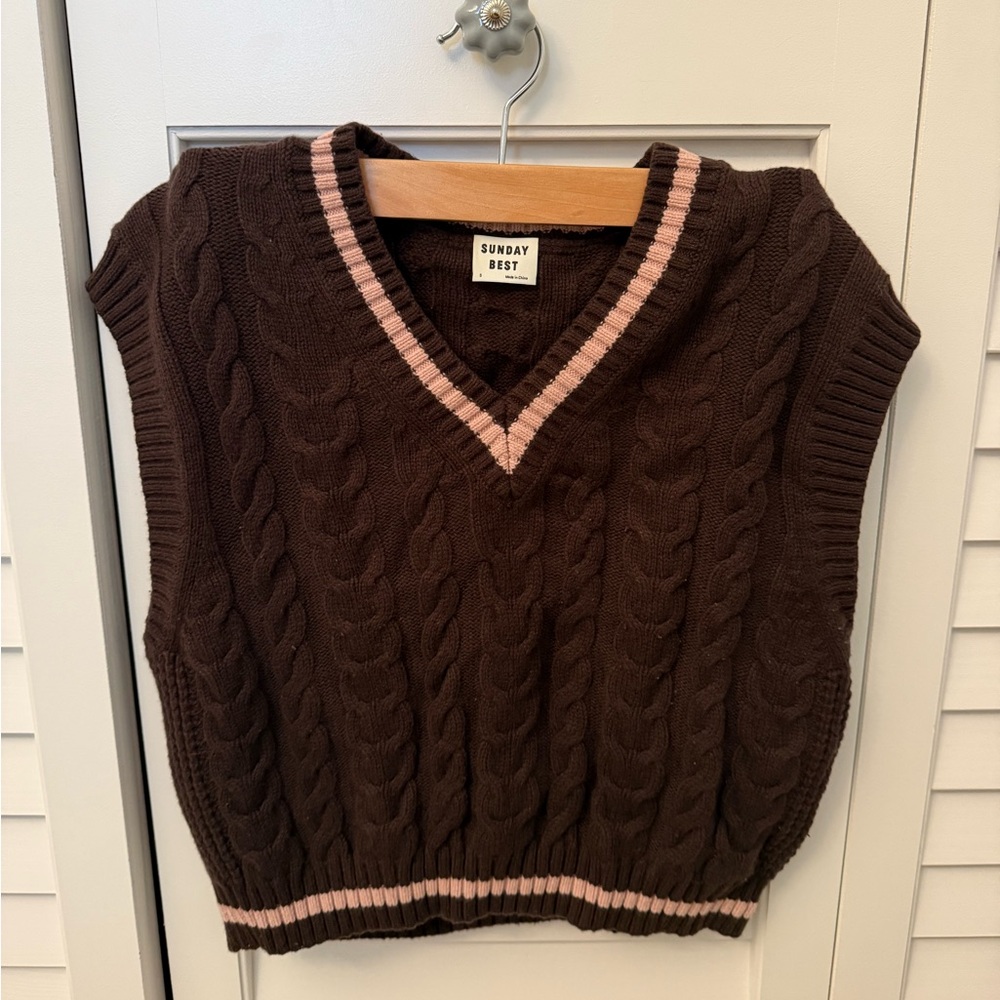Aritzia Sweater Vest